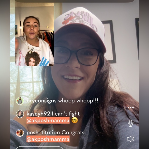 💜LIVE SHOW with Me💜 LOVE THIS POST💜 - Picture 4 of 5